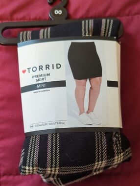 torrid Black Plaid Mini Skirt with Cream & Pink Accent Stripes